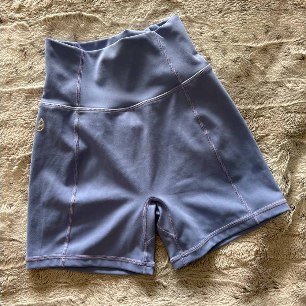 P’Tula high-waisted Shorts